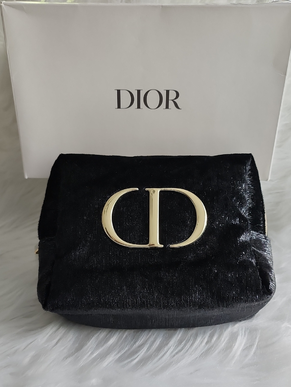 Dior Limited Edition Black Velvet Pouch with Gold Star Zipper Charm New In Box